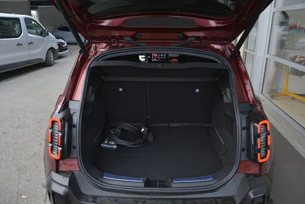 Renault R4 E-Tech Comfort Range iconic
