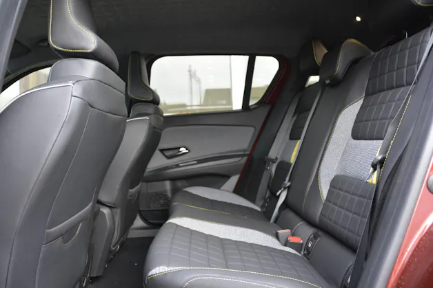 Renault R4 E-Tech Comfort Range iconic