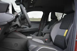 Renault R4 E-Tech Comfort Range iconic