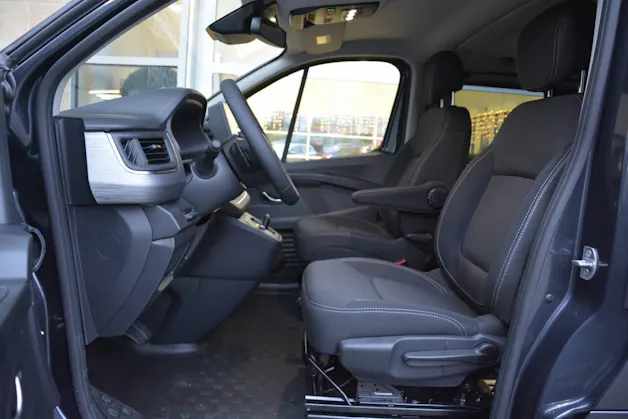 Renault Trafic Spaceclass 2.0 dCi Blue 170