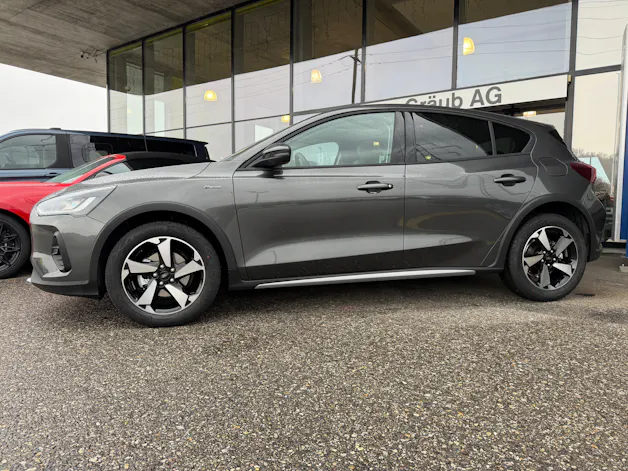 Ford Focus 1.0 MHEV Active X Automat