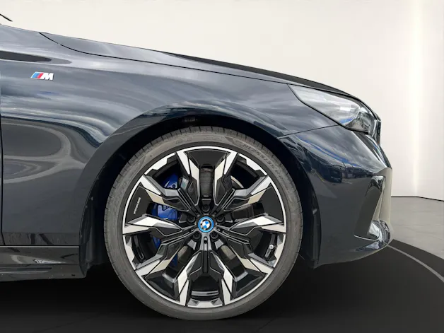 BMW i5 M60 Tour. M Sport Pro