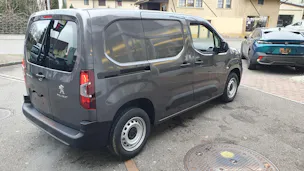 Peugeot Partner BlueHDi Long 1000kg Helvetia (438)