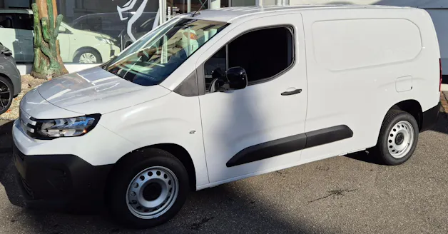 Peugeot Partner BlueHDi Long 1000kg Helvetia (438)
