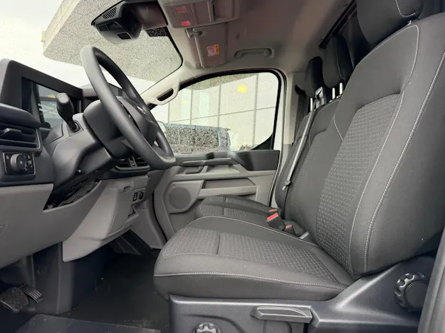 Ford Transit Custom Van PHEV 320 L1H1 Trend Automat