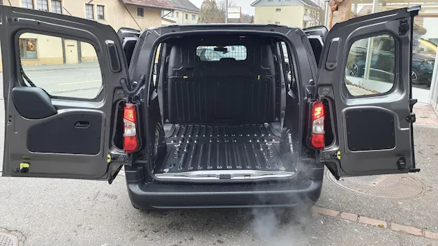 Peugeot Partner stnd. Premium 650kg Helvetia (437)