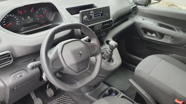Peugeot Partner stnd. Premium 650kg Helvetia (437)