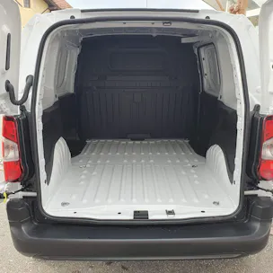 Peugeot Partner stnd. Premium 650kg Helvetia (437)