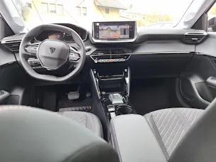 Peugeot e-208 Allure Helvetia (440)
