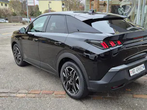 Peugeot 3008 MHEV Allure Helvetia (401)
