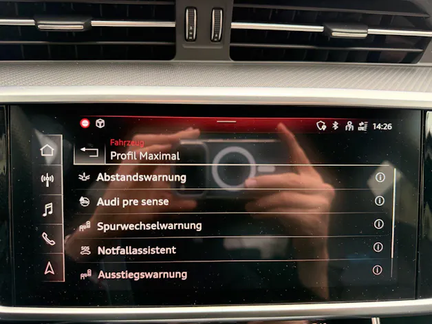 Audi RS6 AVANT 4.0 TFSI QUATTOR *** ASSISTENZPAKET, MATRIX LED & ANHÄNGEKUPPLUNG ***