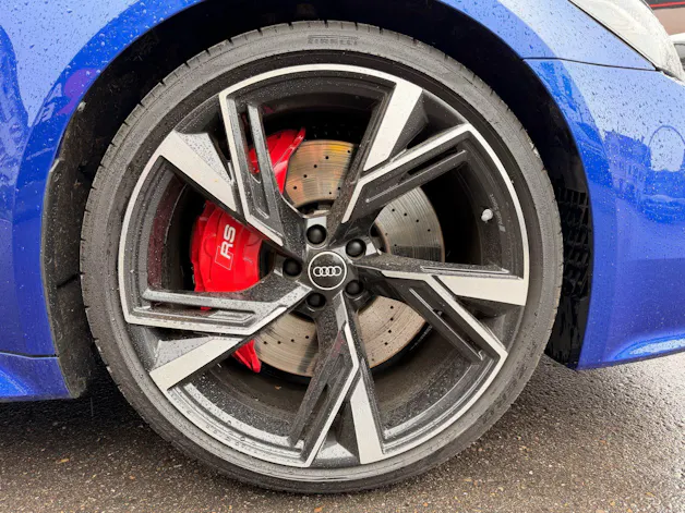 Audi RS6 AVANT 4.0 TFSI QUATTOR *** ASSISTENZPAKET, MATRIX LED & ANHÄNGEKUPPLUNG ***
