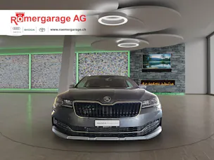SKODA Superb 2.0 TDi Scout 4x4 DSG