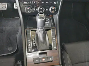 SKODA Superb 2.0 TDi Scout 4x4 DSG