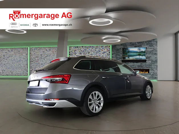 SKODA Superb 2.0 TDi Scout 4x4 DSG
