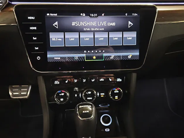 Škoda Superb Combi 2.0 TDi SportLine Light 4x4 DSG