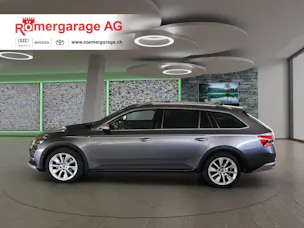 SKODA Superb 2.0 TDi Scout 4x4 DSG