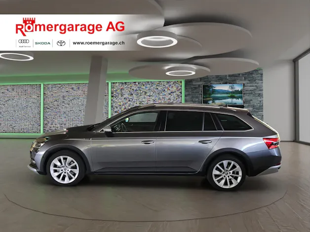 SKODA Superb 2.0 TDi Scout 4x4 DSG