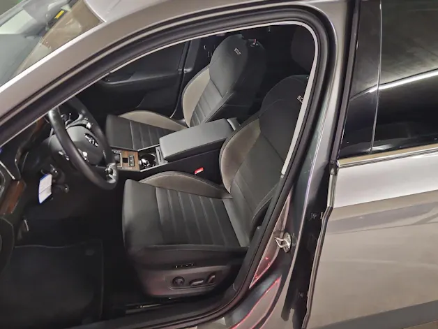 Škoda Superb Combi 2.0 TDi SportLine Light 4x4 DSG