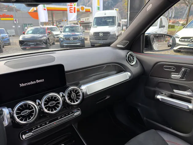 Mercedes-Benz GLB 220 4Matic 8G-Tronic