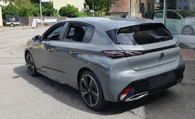 Peugeot E-308 GT Helvetia (402)