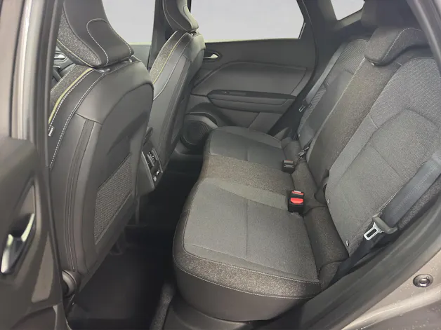 Renault Captur 1.8 E-Tech 160 Techno DHT