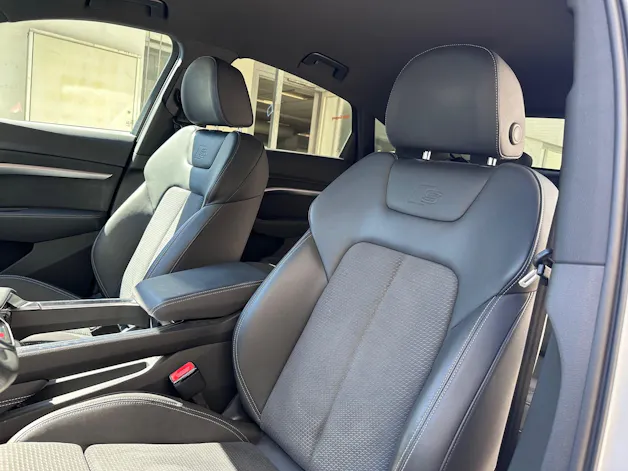Audi e-tron 55 Sportback S Line Black Edition quattro