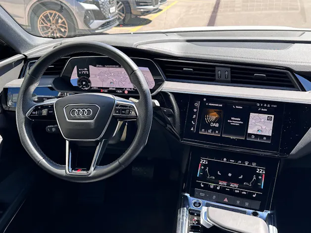 Audi e-tron 55 Sportback S Line Black Edition quattro