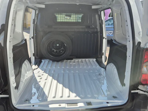 Peugeot Partner 1.5 HDi St. 1000kg 4x4 Helvetia (416)