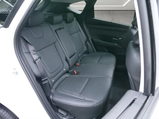 Hyundai Tucson 1.6 T-GDi HEV Vertex Swiss Edition 4WD