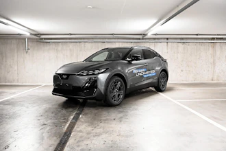 https://vehicle.imgix.net/4250986/9416e69f-775c-4e0a-811e-026ebeb0e4b1.jpg