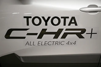 https://vehicle.imgix.net/4250987/37c744dc-2d0f-4040-bb88-9c1a59c1f428.jpg