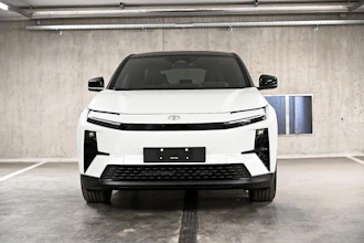 https://vehicle.imgix.net/4250987/49478746-57e1-43a1-9b3e-a6988e820c0f.jpg