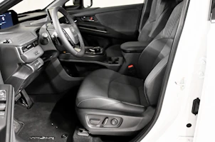 image du véhicule TOYOTA C-HR+ Premium AWD