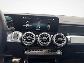 immagine del veicolo MERCEDES-BENZ GLB 250 AMG Line 4matic