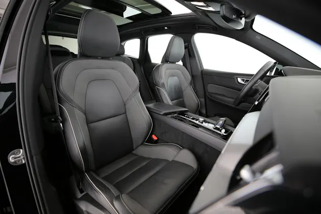 Volvo XC60 2.0 T6 TE R-Design eAWD