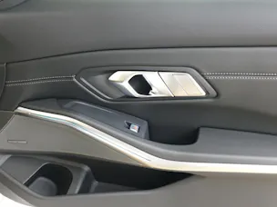 BMW 330e xDrive