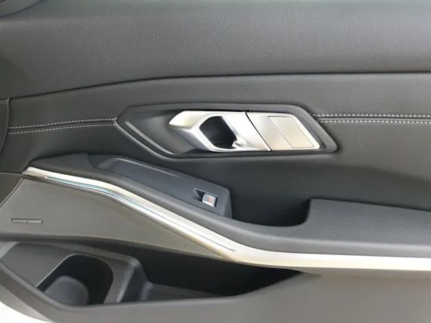 BMW 330e xDrive