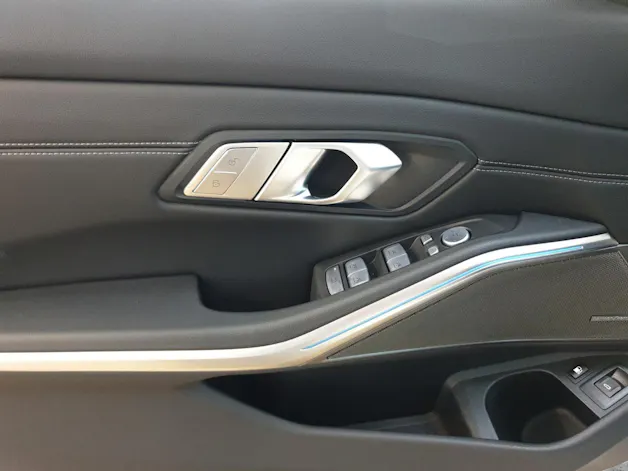 BMW 330e xDrive