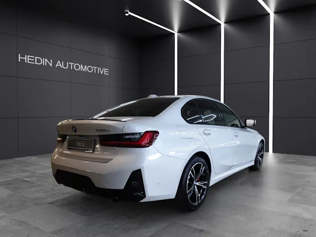 BMW 330e xDrive