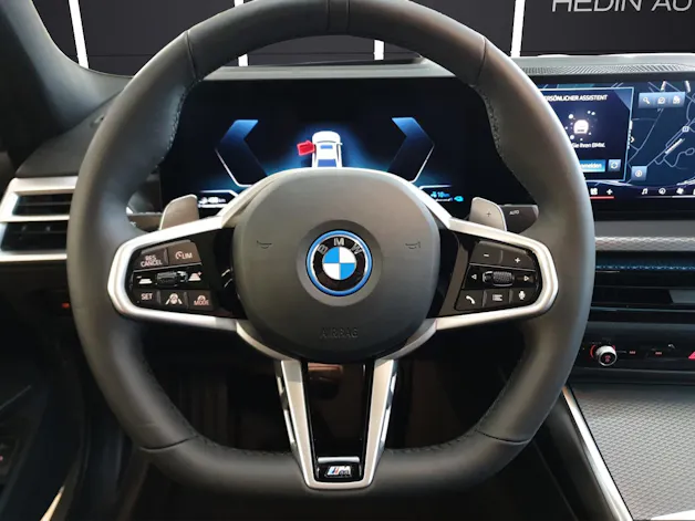 BMW 330e xDrive