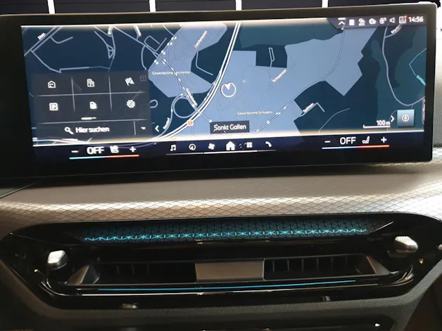 BMW 330e xDrive