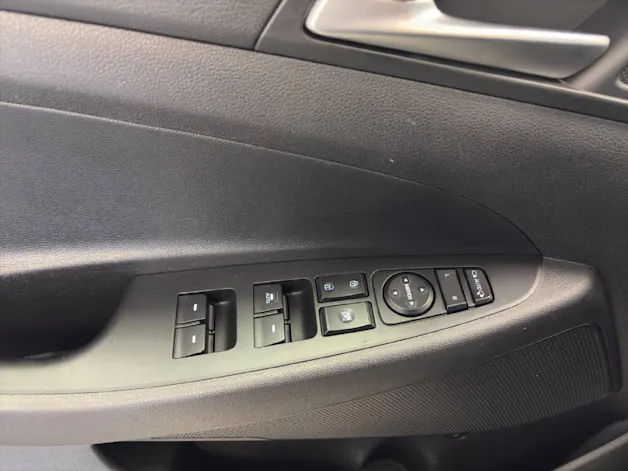 Hyundai Tucson 1.6 T-GDi Plena 4WD