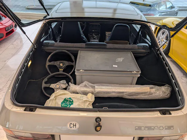 Porsche 924 S
