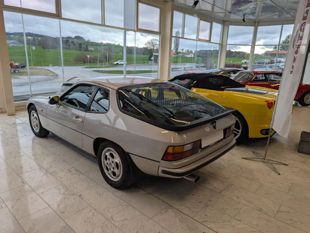 Porsche 924 S