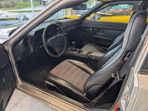 Porsche 924 S