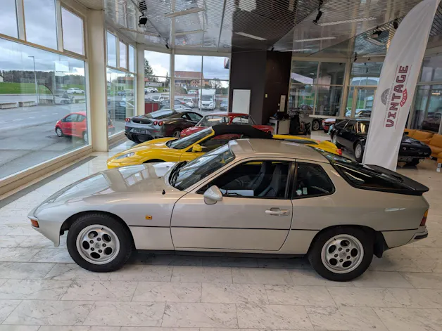 Porsche 924 S