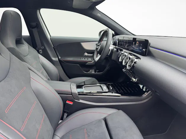 Mercedes-Benz A 180 AMG Line