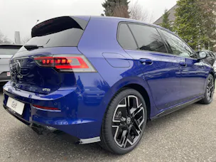 VW Golf VIII 1.5 eTSI R-Line DSG