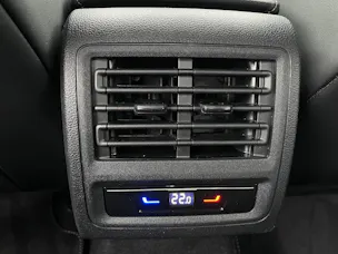 VW Golf VIII 1.5 eTSI R-Line DSG